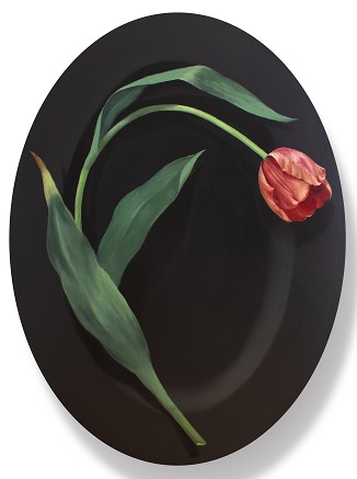 윤영혜_Eating Flower 45.5x33.5cm_oil on shaped canvas_2022_윤영혜_튤립3(인스타).jpg